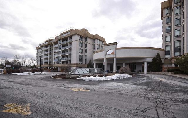 504 - 11121 Yonge St, Condo with 2 bedrooms, 2 bathrooms and 1 parking in Richmond Hill ON | Image 12