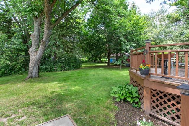 349 Angeline St, House detached with 2 bedrooms, 1 bathrooms and 7 parking in Kawartha Lakes ON | Image 24