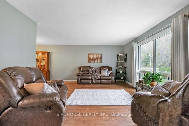 56 Armitage Ave, House detached with 3 bedrooms, 2 bathrooms and 8 parking in Kawartha Lakes ON | Image 38
