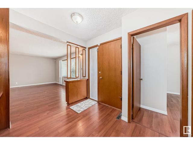13303 64 St Nw, House detached with 3 bedrooms, 2 bathrooms and null parking in Edmonton AB | Image 6