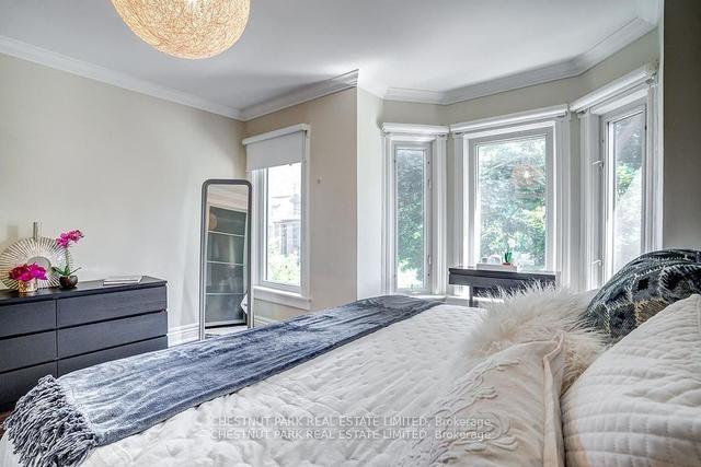 210 Macpherson Ave, House semidetached with 3 bedrooms, 2 bathrooms and 1 parking in Toronto ON | Image 9