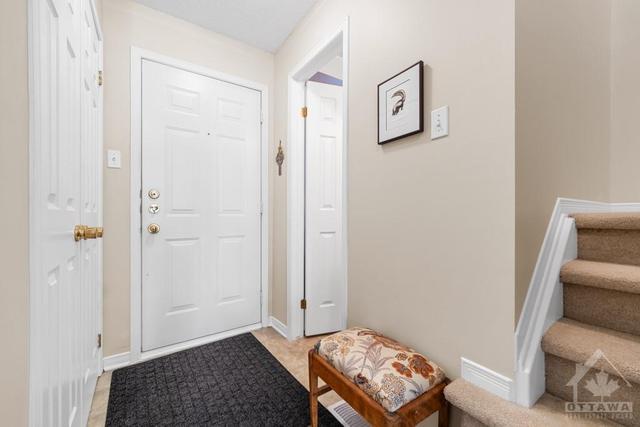 16 Barnaby Private, Townhouse with 2 bedrooms, 2 bathrooms and 2 parking in Ottawa ON | Image 4