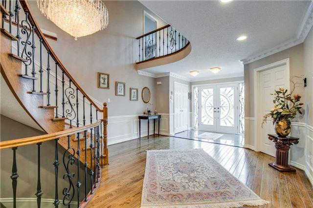 95 Glenarden Cres, House detached with 4 bedrooms, 7 bathrooms and 6 parking in Richmond Hill ON | Image 3