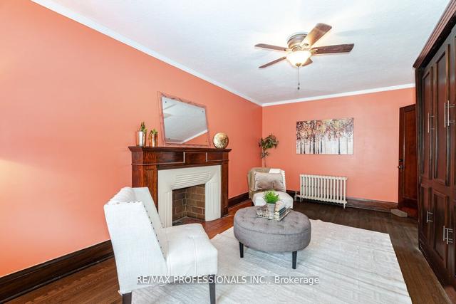 101 Keele St, House detached with 4 bedrooms, 2 bathrooms and 2 parking in Toronto ON | Image 23