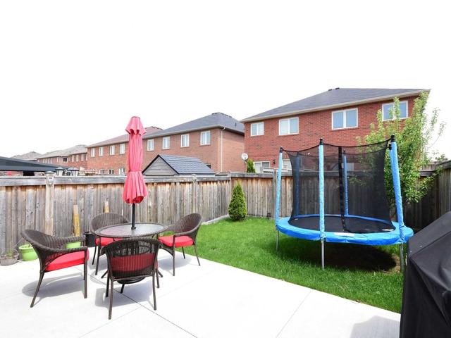 93 Heartview Rd, House semidetached with 4 bedrooms, 4 bathrooms and 4 parking in Brampton ON | Image 35