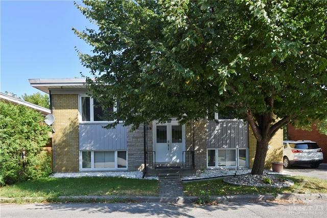 b - 89 Carillon Street, House detached with 3 bedrooms, 1 bathrooms and 1 parking in Ottawa ON | Image 2