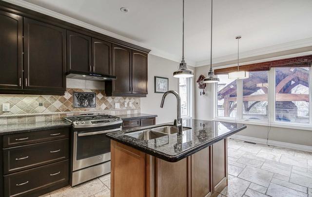 1245 Jezero Cres, House detached with 4 bedrooms, 4 bathrooms and 6 parking in Oakville ON | Image 8