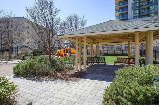 2109 - 3504 Hurontario St, Condo with 2 bedrooms, 2 bathrooms and 1 parking in Mississauga ON | Image 8