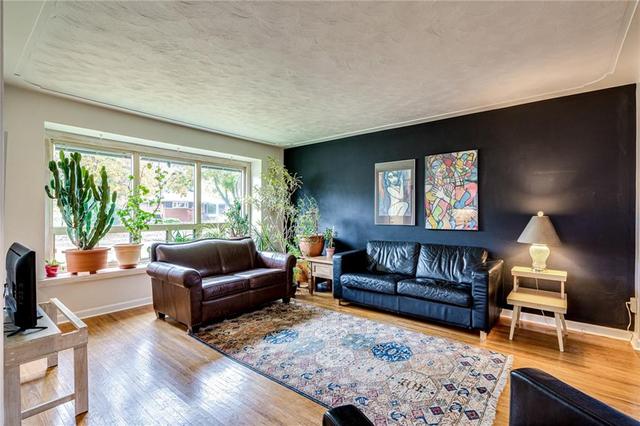 164 West 19th Street, House detached with 2 bedrooms, 1 bathrooms and 3 parking in Hamilton ON | Image 9