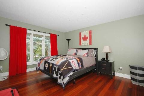 1093 Fleet St, House detached with 4 bedrooms, 4 bathrooms and 1 parking in Mississauga ON | Image 14