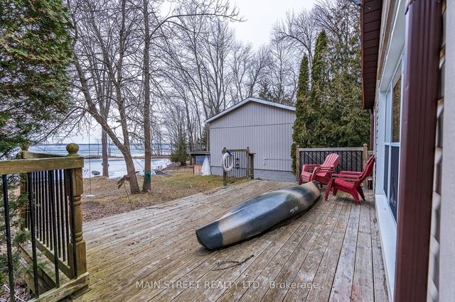 129 Mccrackin Ave, House detached with 2 bedrooms, 1 bathrooms and 6 parking in Kawartha Lakes ON | Image 12