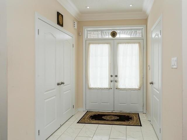 80 Education Rd, House detached with 4 bedrooms, 5 bathrooms and 2 parking in Brampton ON | Image 3