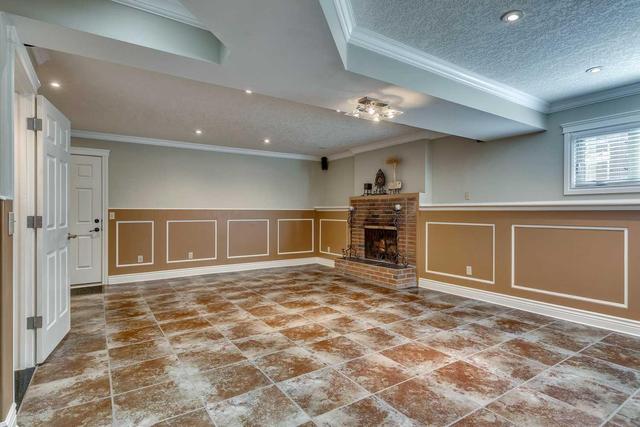 627 Strathcona Drive Sw, House detached with 5 bedrooms, 3 bathrooms and 4 parking in Calgary AB | Image 28