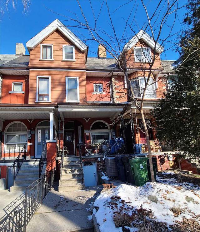 459 Shaw St, Home with 4 bedrooms, 3 bathrooms and 0 parking in Toronto ON | Image 1