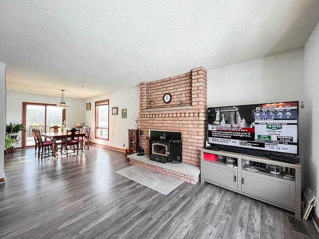 4031 Bayview Ave, House detached with 3 bedrooms, 3 bathrooms and 8 parking in Ramara ON | Image 28