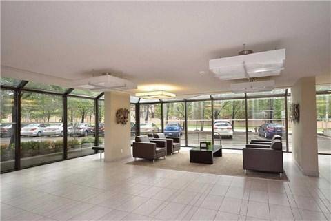108 - 200 Robert Speck Pkwy, Condo with 2 bedrooms, 2 bathrooms and 1 parking in Mississauga ON | Image 2