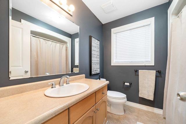 8 Hebert St, House detached with 3 bedrooms, 4 bathrooms and 6 parking in Guelph ON | Image 20