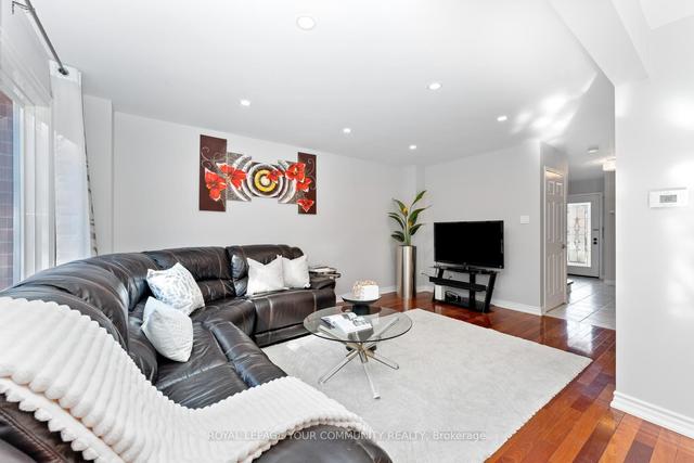 23 Lanewood Dr, House detached with 3 bedrooms, 4 bathrooms and 5 parking in Aurora ON | Image 8