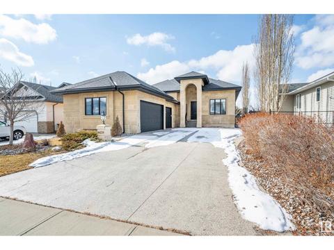 16228 2 St Ne, House detached with 4 bedrooms, 3 bathrooms and null parking in Edmonton AB | Card Image