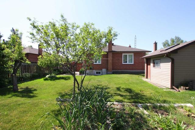 4 Alladin Ave, House detached with 3 bedrooms, 2 bathrooms and 5 parking in Toronto ON | Image 24