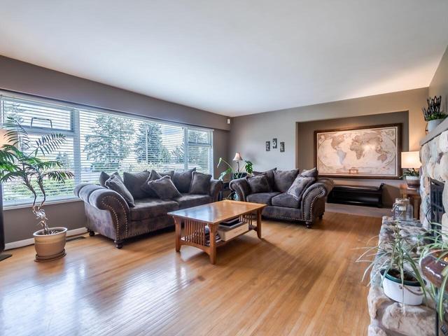 1716 Eastern Drive, House detached with 5 bedrooms, 3 bathrooms and null parking in Port Coquitlam BC | Image 5