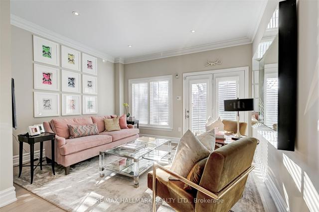 469 Shuter St, House semidetached with 2 bedrooms, 4 bathrooms and 1 parking in Toronto ON | Image 3