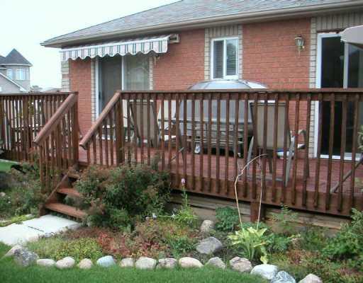 40 Farmstead Cres, House detached with 2 bedrooms, 2 bathrooms and null parking in Barrie ON | Image 5