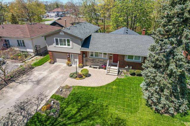 435 Simcoe St, House detached with 4 bedrooms, 3 bathrooms and 3 parking in Niagara on the Lake ON | Card Image
