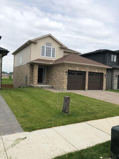 2000 Wateroak Dr, House detached with 3 bedrooms, 3 bathrooms and 2 parking in London ON | Image 2