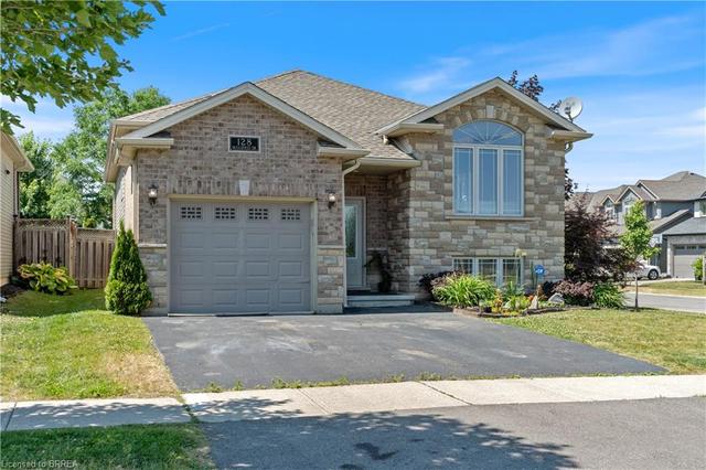 128 Mcguiness Drive, House detached with 4 bedrooms, 2 bathrooms and 3 parking in Brantford ON | Image 2