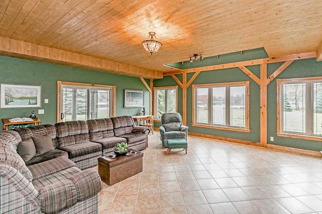 214 Brewster Lake Crt, House detached with 1 bedrooms, 3 bathrooms and 16 parking in Grey Highlands ON | Image 15