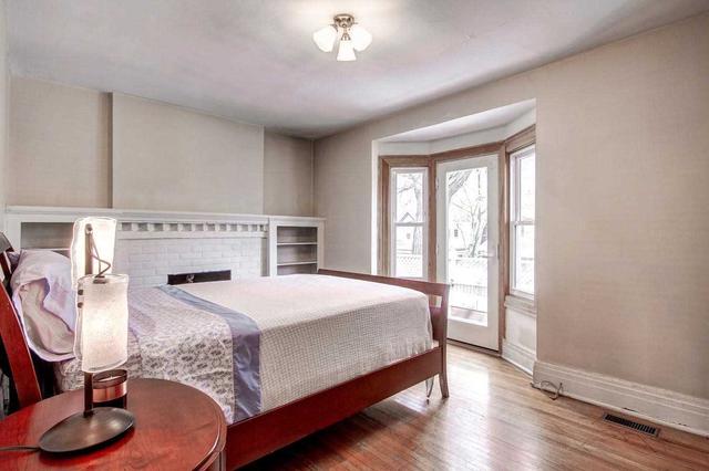 108 Kingsmount Park Rd, House semidetached with 4 bedrooms, 2 bathrooms and 0 parking in Toronto ON | Image 10