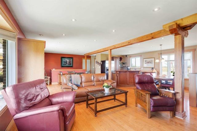 8098 Tenth Line, House detached with 3 bedrooms, 2 bathrooms and 15 parking in Halton Hills ON | Image 7