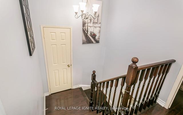 23 Ridgefield Crt, House detached with 4 bedrooms, 4 bathrooms and 4 parking in Brampton ON | Image 7