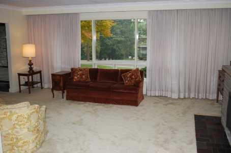 80 Leggett Ave, House detached with 3 bedrooms, 3 bathrooms and 2 parking in Toronto ON | Image 2