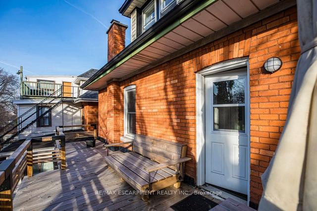 140 Holton Ave S, House detached with 6 bedrooms, 3 bathrooms and 2 parking in Hamilton ON | Image 30