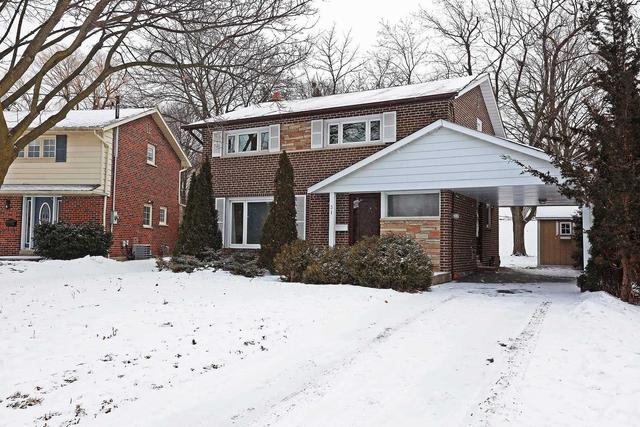 31 Ruscica Dr, House detached with 4 bedrooms, 2 bathrooms and 3 parking in Toronto ON | Image 17