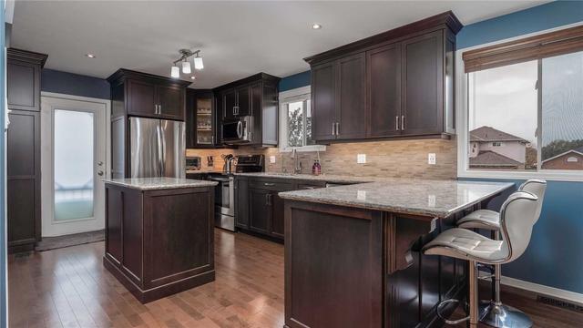34 Anastasia Cres, House detached with 1 bedrooms, 2 bathrooms and 3 parking in Brantford ON | Image 29
