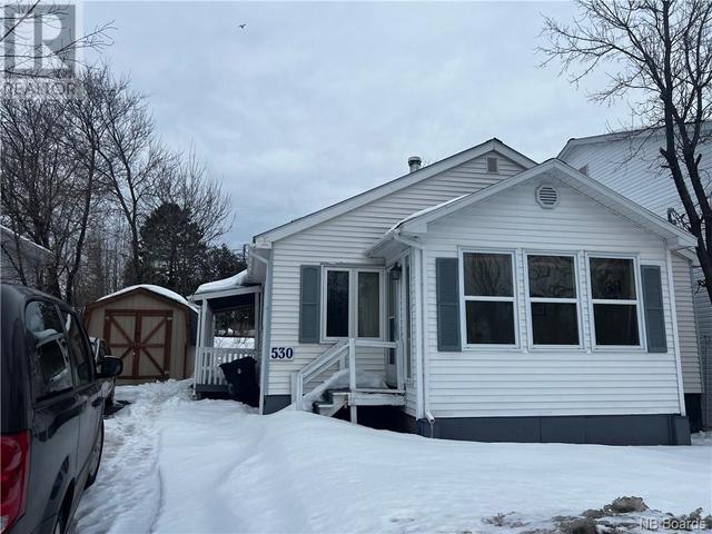 530 Queen Street, House detached with 1 bedrooms, 1 bathrooms and null parking in Bathurst NB | Image 1