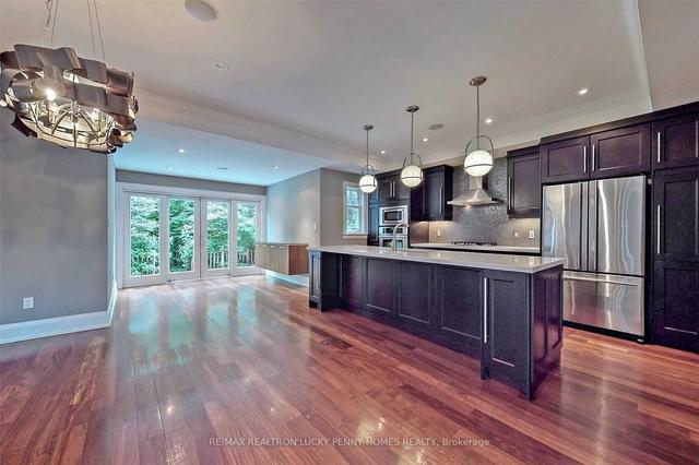 124 Kenilworth Ave, House detached with 3 bedrooms, 3 bathrooms and 1 parking in Toronto ON | Image 38