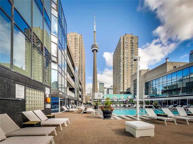 404 - 251 Queens Quay W, Condo with 2 bedrooms, 2 bathrooms and 1 parking in Toronto ON | Image 26