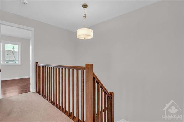 605 Spring Valley Drive, Townhouse with 3 bedrooms, 2 bathrooms and 3 parking in Ottawa ON | Image 14
