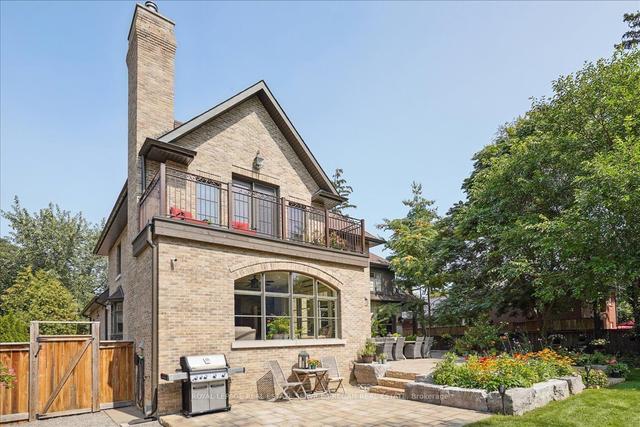 2050 Dickson Rd, House detached with 5 bedrooms, 7 bathrooms and 12 parking in Mississauga ON | Image 22