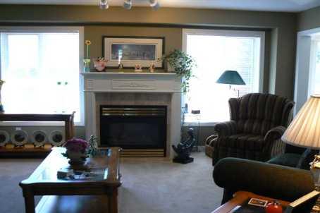 21 Sunset Blvd, Condo with 2 bedrooms, 4 bathrooms and 2 parking in New Tecumseth ON | Image 5