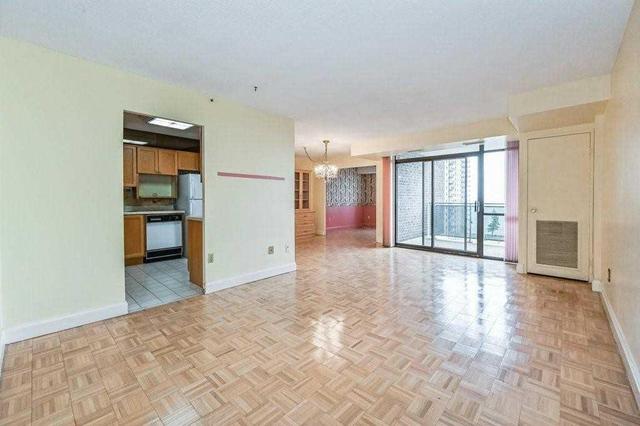 801 - 301 Frances Ave, Condo with 2 bedrooms, 2 bathrooms and 1 parking in Hamilton ON | Image 4