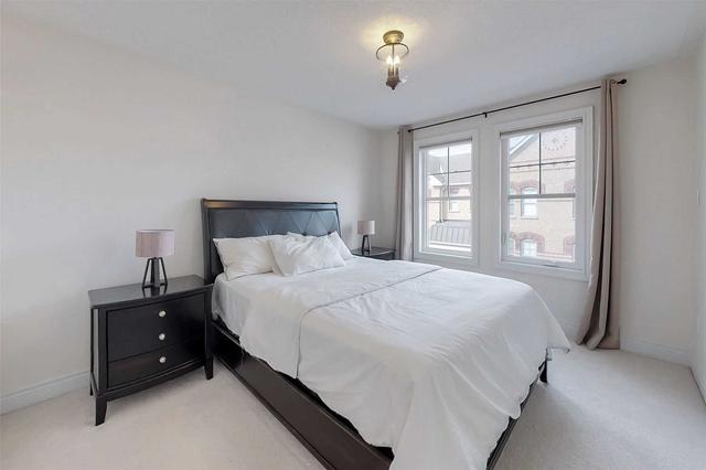 th6 - 10 Porter Ave W, House attached with 3 bedrooms, 3 bathrooms and 2 parking in Vaughan ON | Image 11