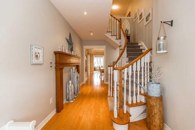 393 William Dunn Cres, House attached with 3 bedrooms, 4 bathrooms and 3 parking in Newmarket ON | Image 22