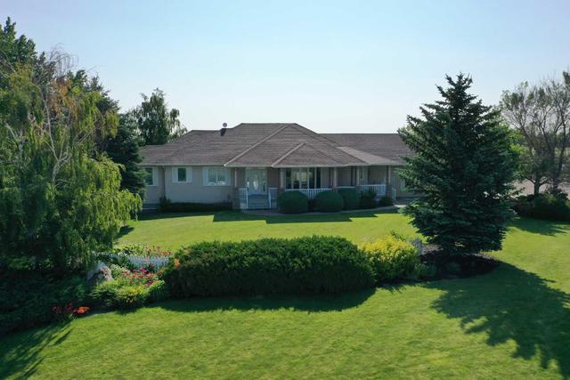 100009 Rng Rd 163, House detached with 4 bedrooms, 3 bathrooms and null parking in Taber MD AB | Image 2