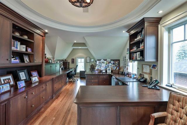 307 Oriole Pkwy, House detached with 5 bedrooms, 6 bathrooms and 7 parking in Toronto ON | Image 14