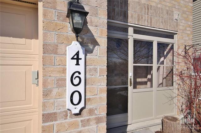 460 Citadel Crescent, Townhouse with 4 bedrooms, 4 bathrooms and 3 parking in Ottawa ON | Image 2